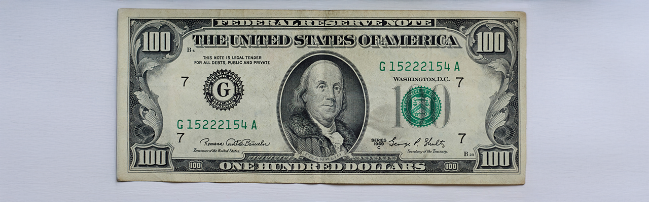 Perspectiva Económica: Dólar Estadounidense en Alza y Desaceleración de la Inflación
